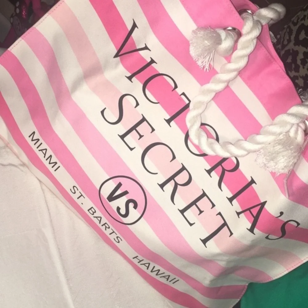 VS Pink Striped Tote Bag NWT - Picture 2 of 7